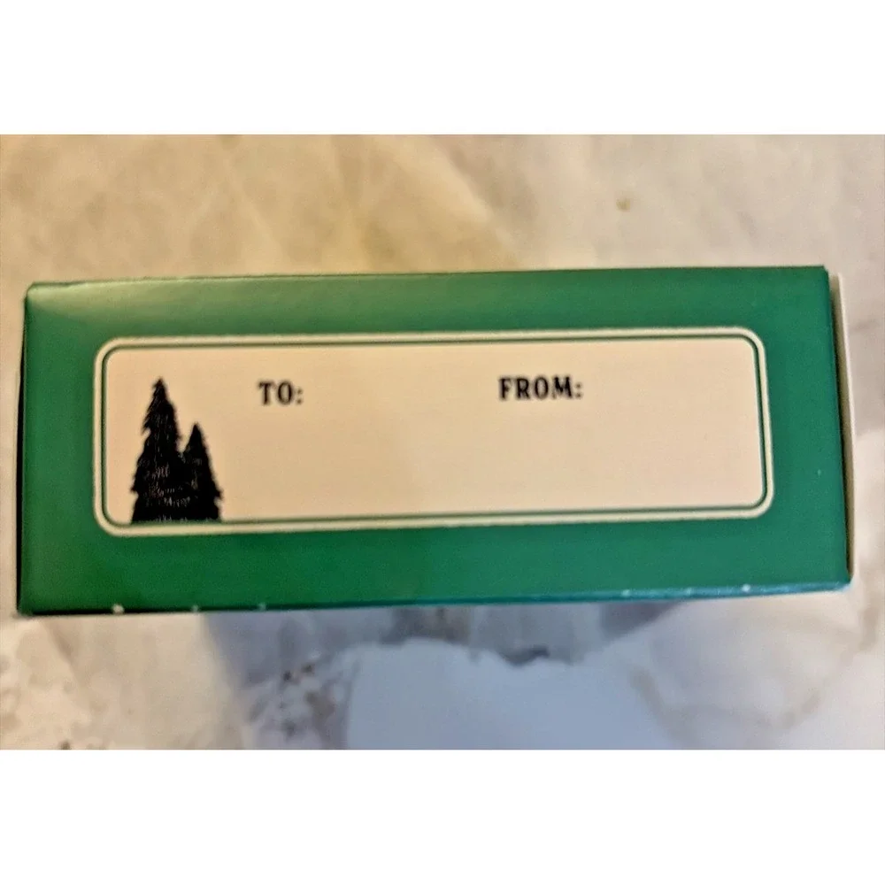 Duke Cannon Soap - Illegally Cut Pine Scent - Puck Shaped - 5 oz